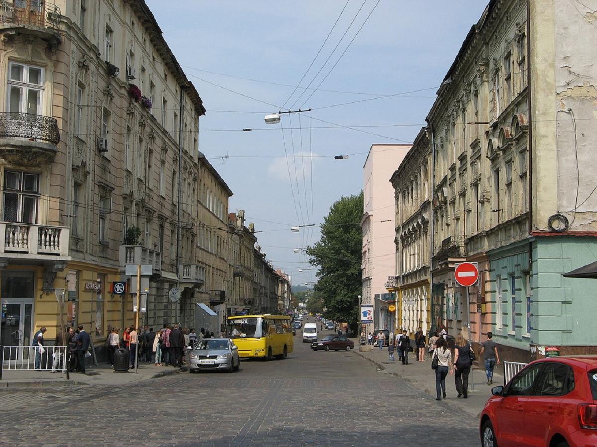 Віп Квартира Вулиця Куліша 13 Біля Форуму Недалеко Малевичу Lviv Exterior photo